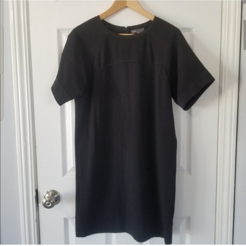 Vince Black Short Sleeve Shift Dress - Picture 2 of 8